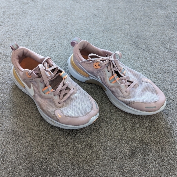 Nike react miller pink sunning shoes sneakers women's 9 - Picture 2 of 8